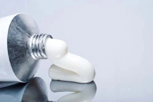 Utilizările medicamentului Canesten