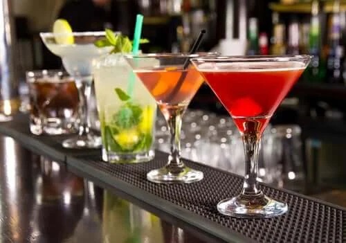 Băuturi alcoolice pe bar