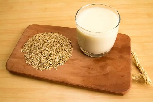 Beneficiile laptelui vegetal pentru sănătate