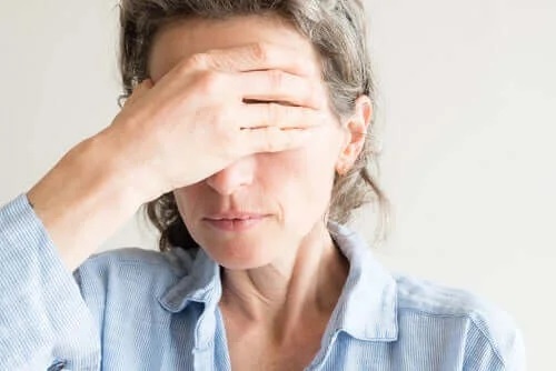 Ochii uscați la menopauză