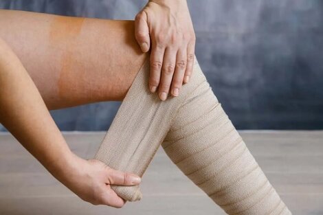 cum să tratezi articulațiile pe picioare acasă