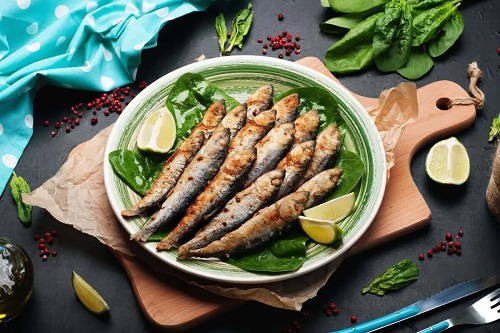 Beneficiile sardinelor prăjite cu lămâie