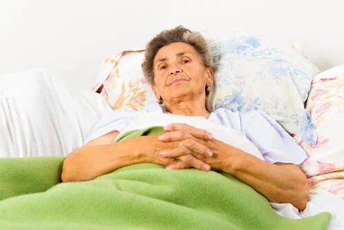 Boala Alzheimer și tiparele de somn la bătrâni