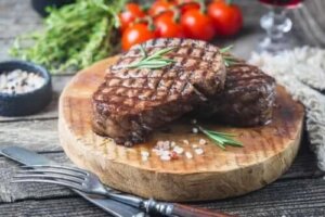 Câtă carne trebuie să mănânci pe săptămână?