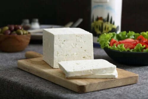 Tot ce trebuie să știi despre brânza feta
