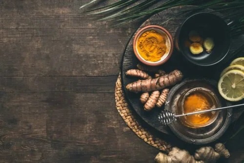 Beneficiile ceaiului de turmeric pentru sănătate