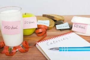 Caloriile se transformă în grăsime corporală?