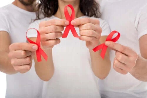 Simptomele infecției HIV (virusul imunodeficienței)