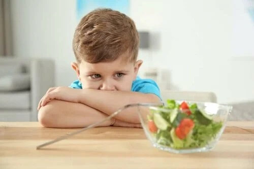 Tulburările alimentare la copiii autiști duc la respingerea hranei