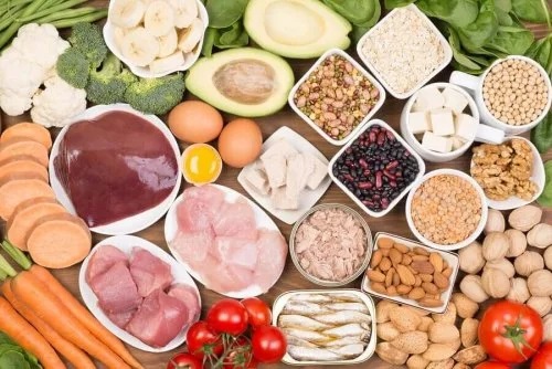 Alimente bogate în biotină pentru frumusețe