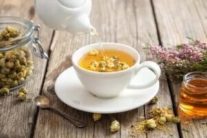 Proprietățile și beneficiile ceaiului de mușețel
