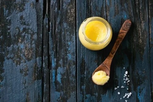 Beneficiile dietei ayurvedice care includ ghee