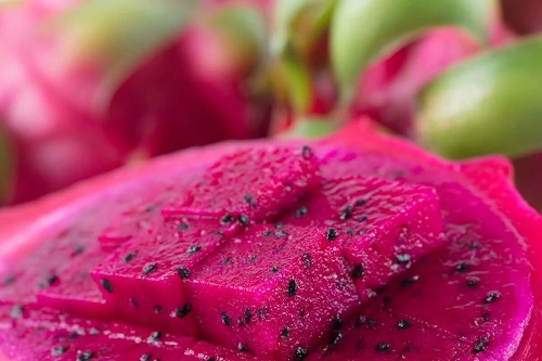 Bucăți de pitaya