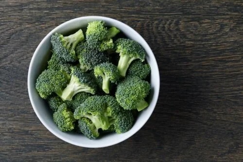 Cum să congelezi broccoli sub formă de floricele