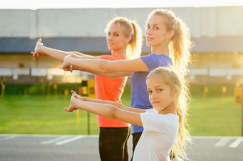 Fete care fac exerciții crossfit