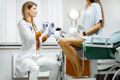 Medic care vorbește despre avortul indus