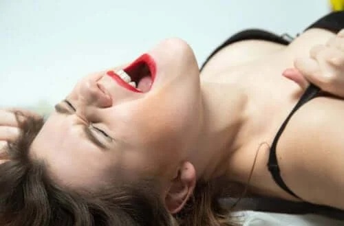 Orgasmul extins la femei