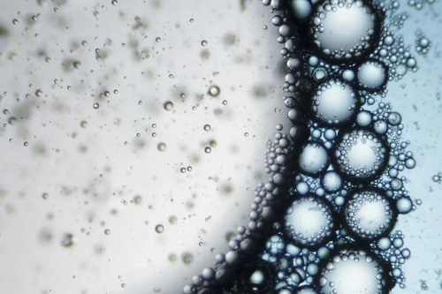 Particule de apă micelară