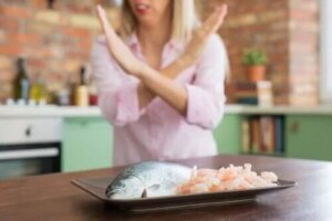 Alergia la fructe de mare: simptome și tratamente