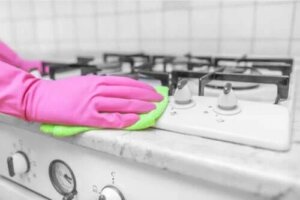 Dezinfectarea casei cu oțet: este eficientă?