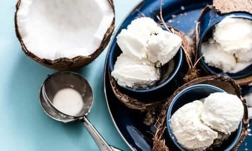 Rețete de înghețată cu lapte de cocos