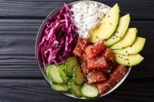 Rețetă de poke, un preparat hawaian delicios