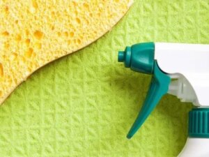 Cum să prepari 5 soluții de curățare ecologice