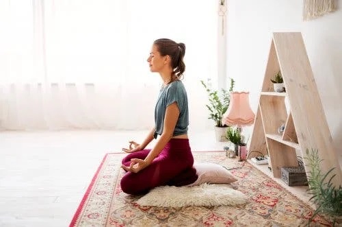 Yoga tratează oboseala cauzată de artrita psoriazică
