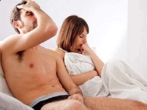 Cuplu care are probleme legate de sex