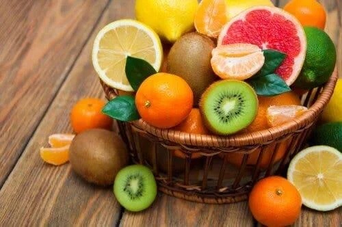 Fructe ideale în dieta pentru deshidratare