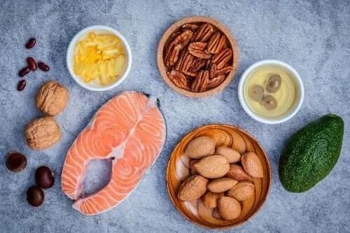 Alimente ce conțin grăsimi sănătoase