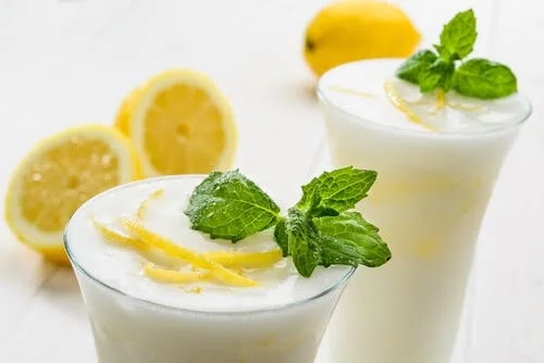 Rețetă de lichior de ouă cu lămâie