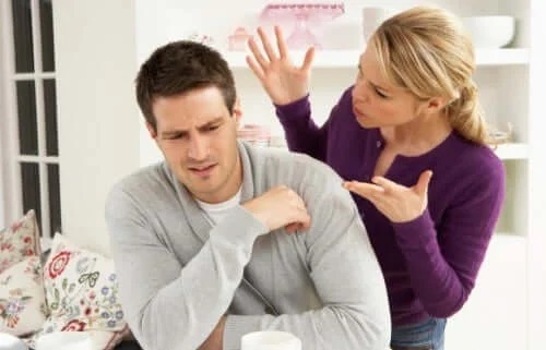Semnele abuzului verbal în cuplu