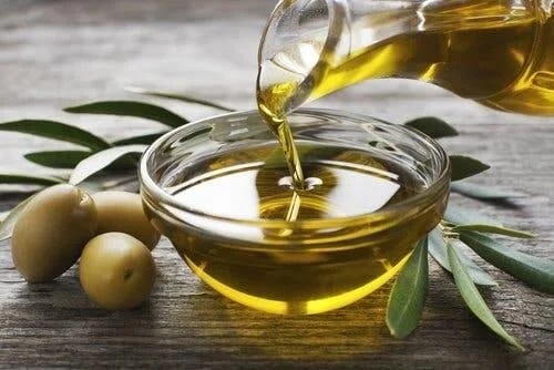 Ulei de măsline bogat în acizii grași omega 3