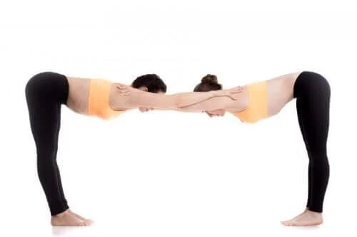 Poziția Uttanasana