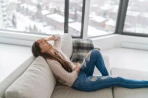 5 remedii pentru reglarea menstruației