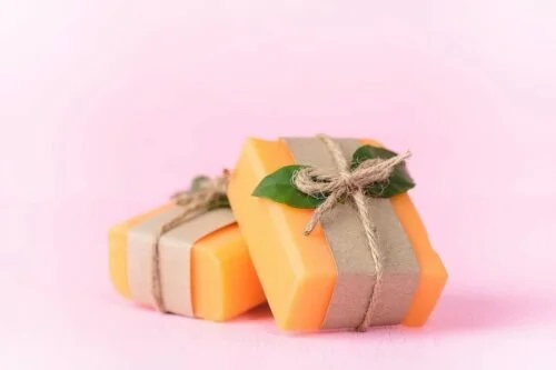 Săpunul de papaya artizanal