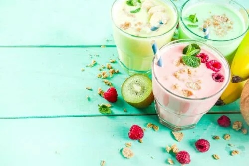 5 smoothie de fructe energizante