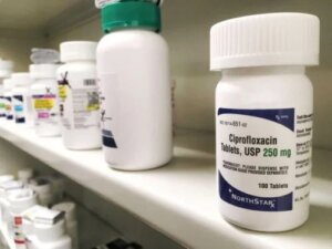 Mecanismul de acțiune și utilizările ciprofloxacinei