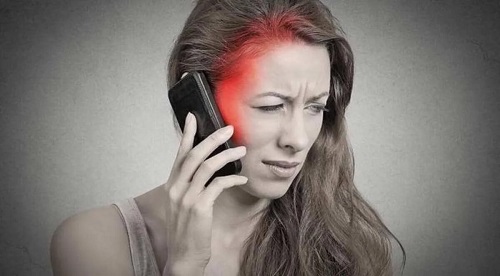 Pacient alergic la electricitate și telefoane
