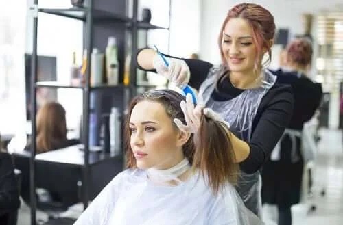 Îngrijirea părului vopsit: 5 secrete