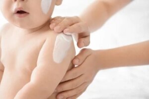 5 tipuri de erupții cutanate la bebeluși