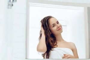 5 tratamente naturale pentru păr uscat