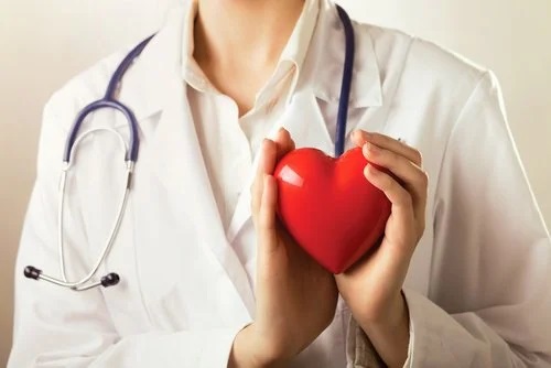 Medic care știe de câte ore de somn avem nevoie pentru sănătatea inimii
