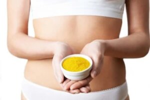 3 remedii cu turmeric pentru artrită reumatoidă