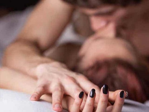 Cuplu făcând sex