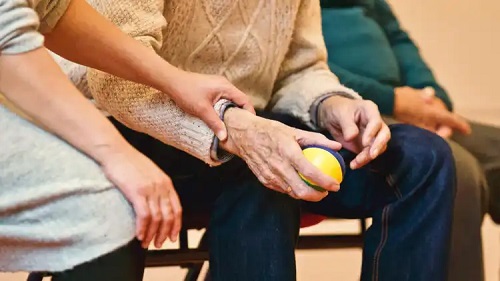 Diagnosticul atrofiei multisistemice la bătrâni