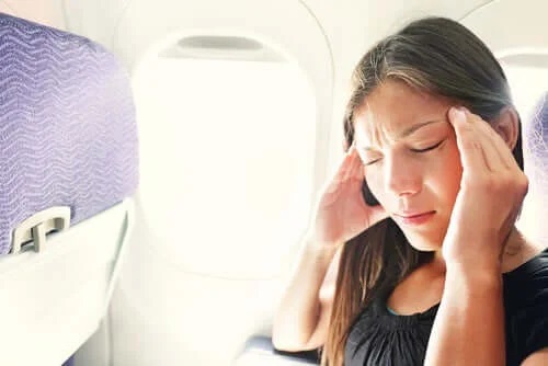 Cum eviți disconfortul și stresul în timpul zborului
