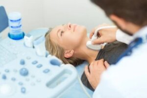 Biopsia de tiroidă: tot ce trebuie să știi