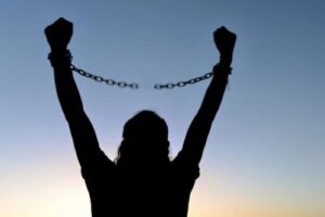 5 sfaturi pentru practicarea detașării emoționale